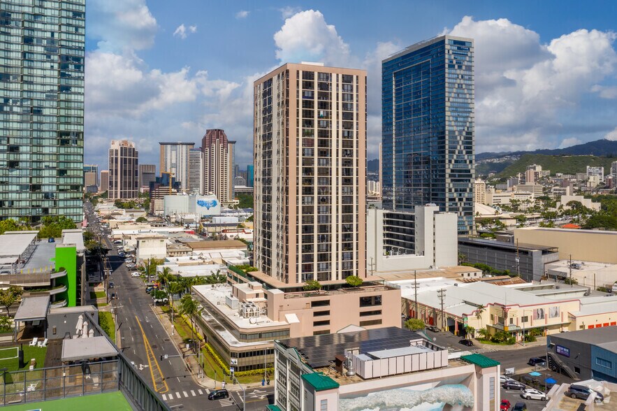 Primary Photo Of 1050 Queen St, Honolulu Coworking Space