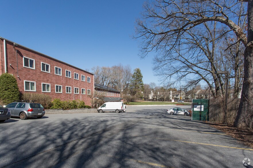 More Photos Of 336 Baker Ave, Concord Loft Creative Space For Lease