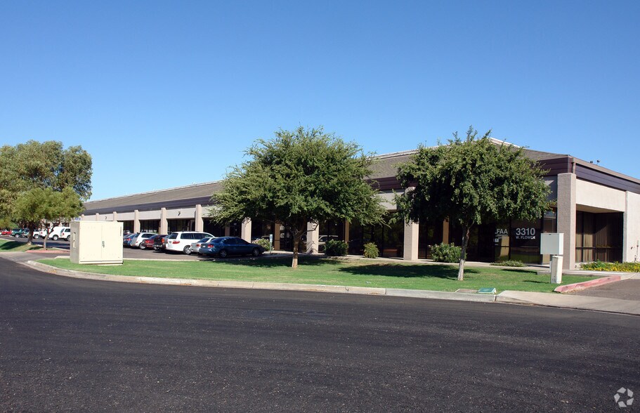 More Photos Of 3310-3334 W Flower St, Phoenix Warehouse For Lease