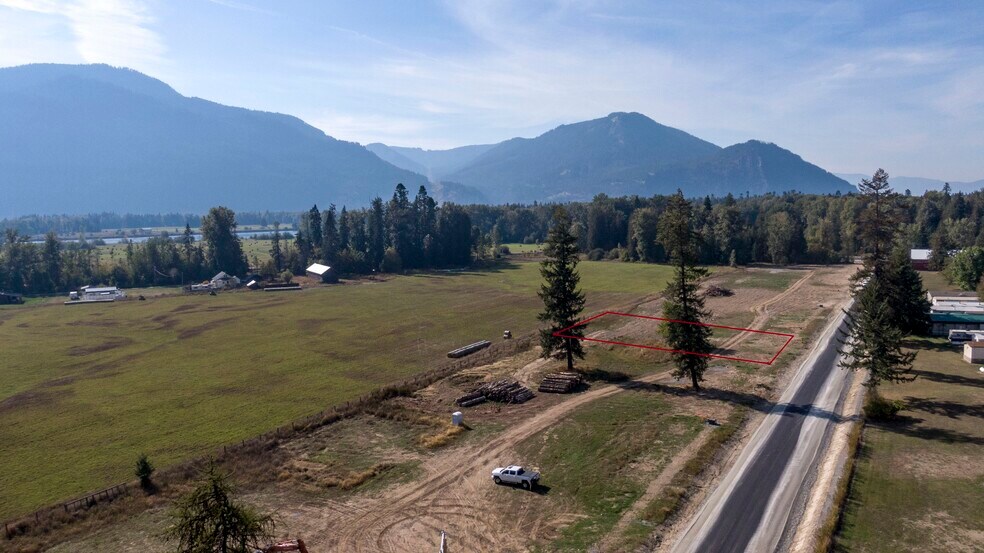 More Photos Of XXX Cottonwood Rd, Clark Fork Warehouse For Sale