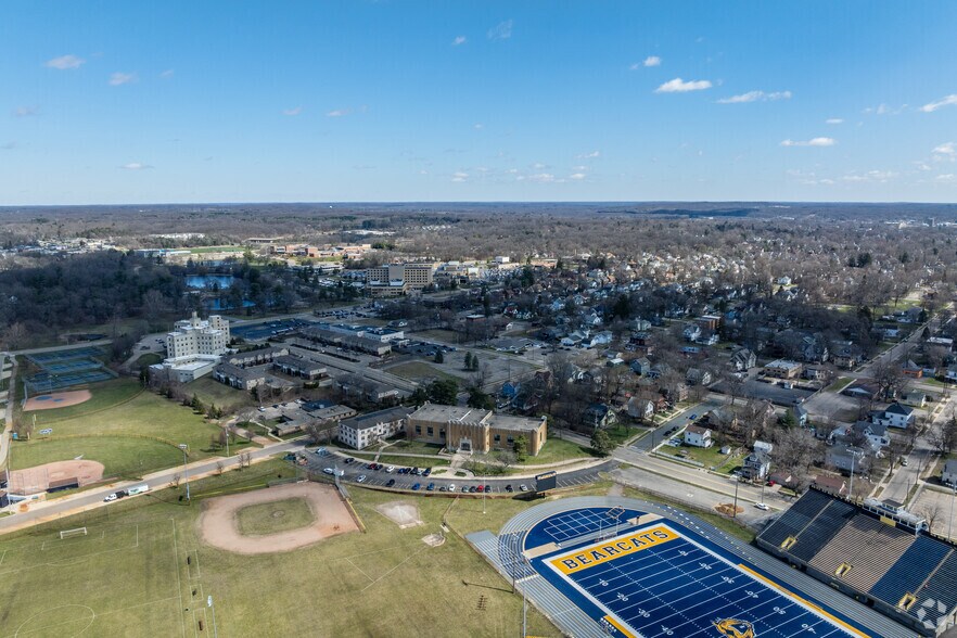 More Photos Of 115 West St, Battle Creek Apartments For Sale