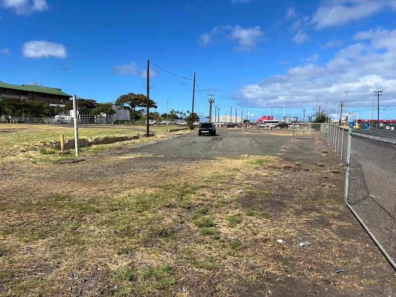 More Photos Of Ala Moana Blvd @ Forrest Ave, Honolulu Land For Lease