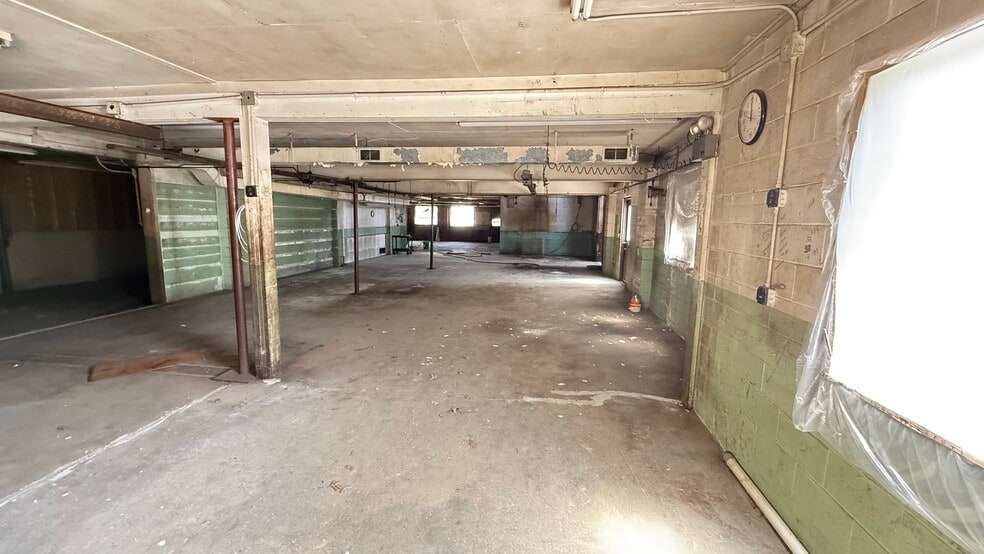 More Photos Of 148 Marlboro Rd, Southborough Industrial For Sale