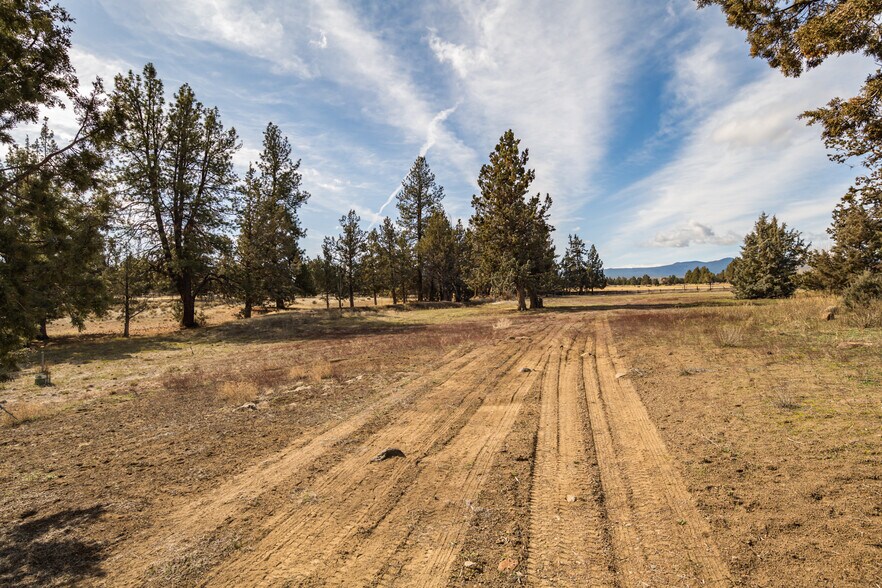 More Photos Of 65320 US 20, Bend Winery Vineyard For Sale