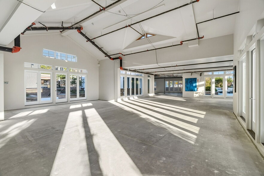 More Photos Of 1363-1373 Coast Hwy, Laguna Beach Storefront Retail Office For Sale