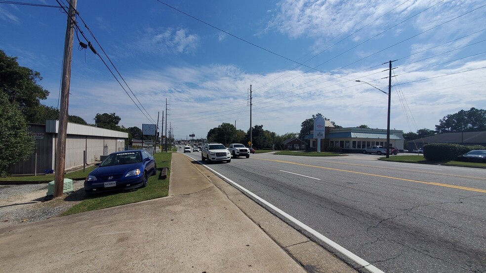 More Photos Of 1201 Manchester Expy, Columbus Auto Repair For Sale