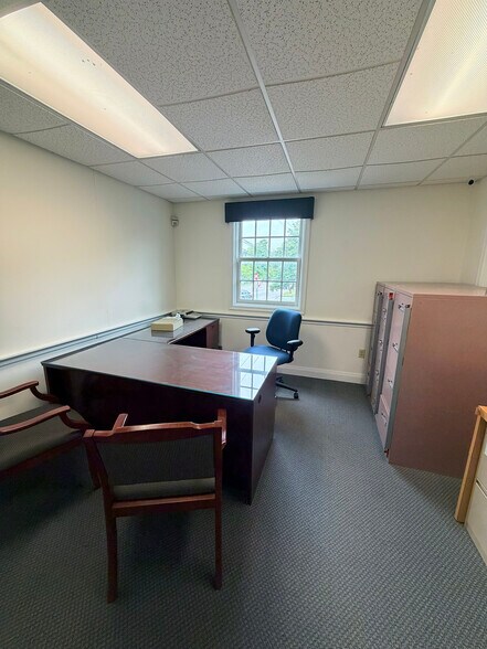 More Photos Of 1000 Ridge Rd, Pottstown Bank For Sale