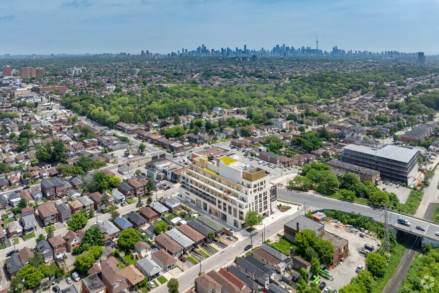 More Photos Of 9 Croham Rd, Toronto Apartments For Lease