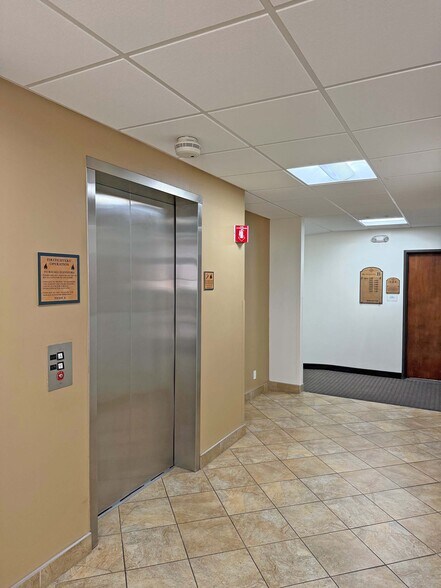 More Photos Of 3990 Old Town Ave, San Diego Office For Lease