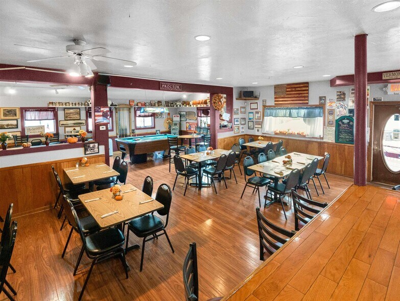 More Photos Of 25 North St, Proctor Restaurant For Sale