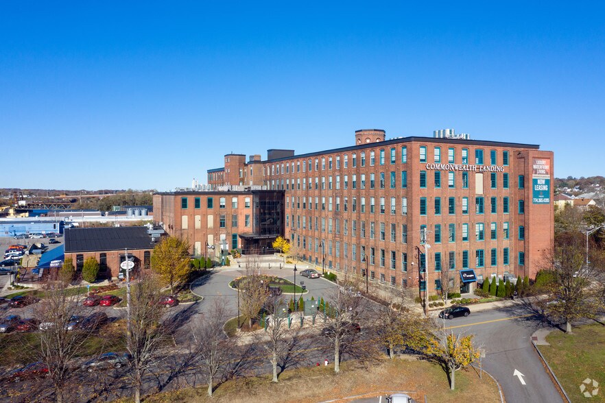 More Photos Of 1082 Davol St, Fall River Apartments For Lease