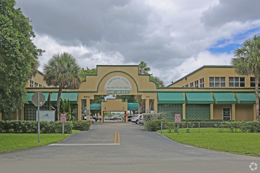 More Photos Of 5901 NW 151st St, Miami Lakes Office For Lease