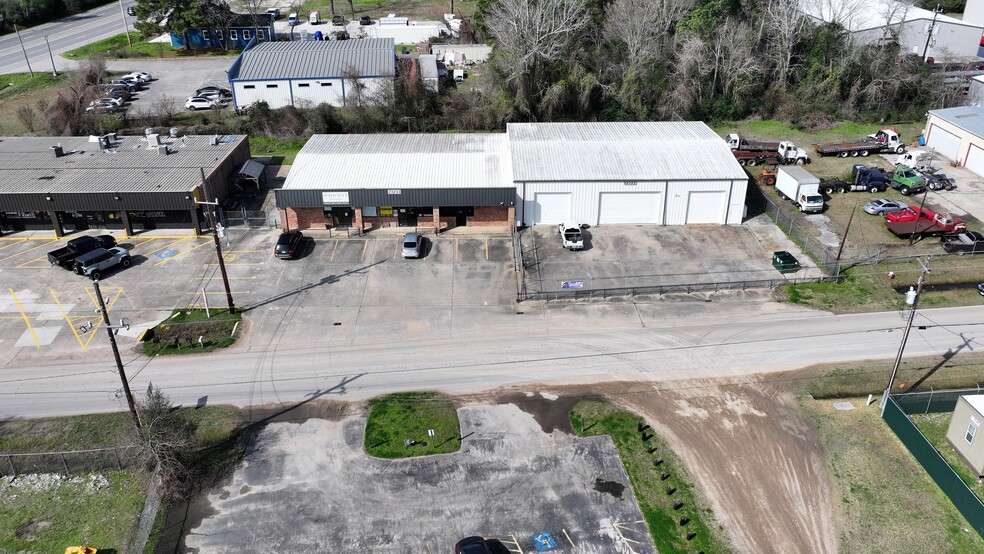 More Photos Of 23233 Snook Ln, Tomball Storefront Retail Office For Lease