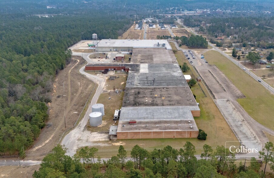 More Photos Of 358 Ascauga Lake Rd, Graniteville Distribution For Lease