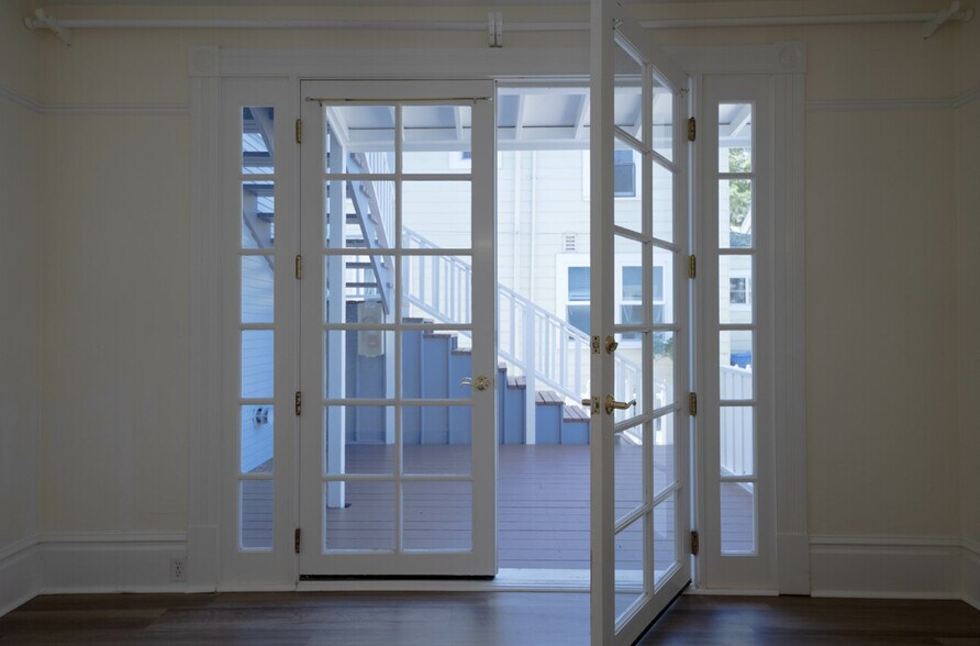 More Photos Of 206 Cypress Ave, Pacific Grove Apartments For Sale