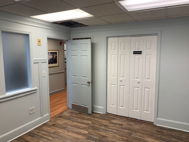 More Photos Of 250 Washington St, Toms River Loft Creative Space For Lease