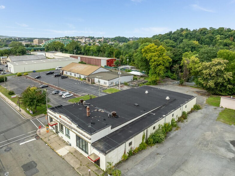 More Photos Of 81 Broad St, Phillipsburg Loft Creative Space For Sale