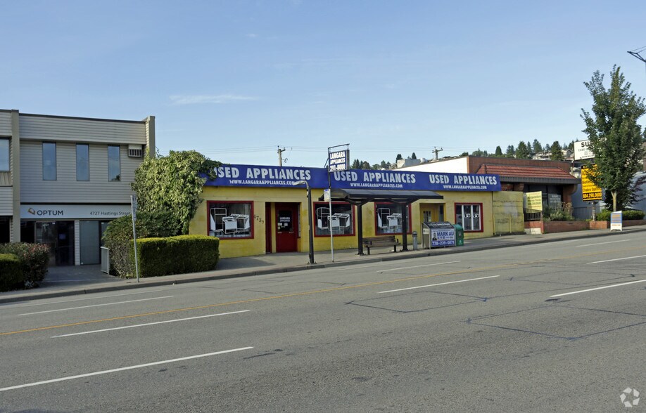 More Photos Of 4739-4743 Hastings St, Burnaby General Retail For Lease