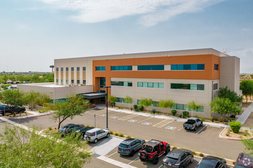 More Photos Of 7330 N 99th Ave, Glendale Office For Sale