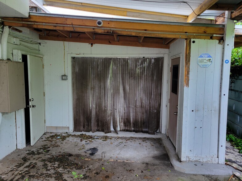 More Photos Of 2400 25th St N, Saint Petersburg Office For Sale