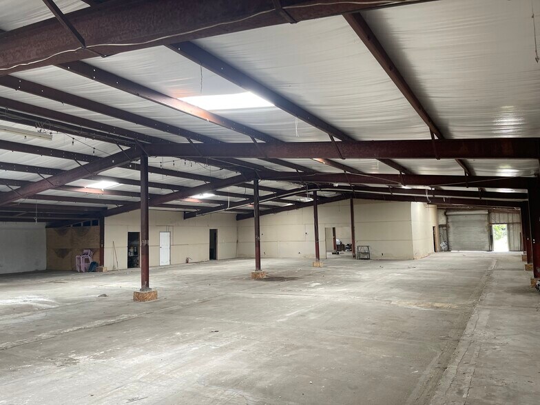 More Photos Of 12620 S US Hwy 41, Gibsonton Industrial For Sale