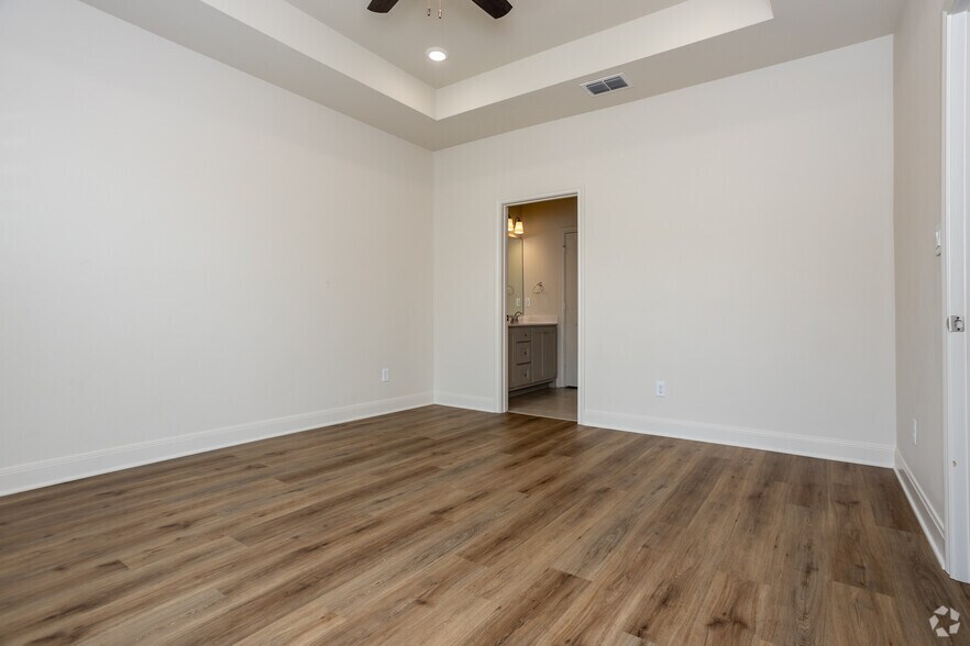 More Photos Of 8406 Cambridge Rd, Tyler Apartments For Sale