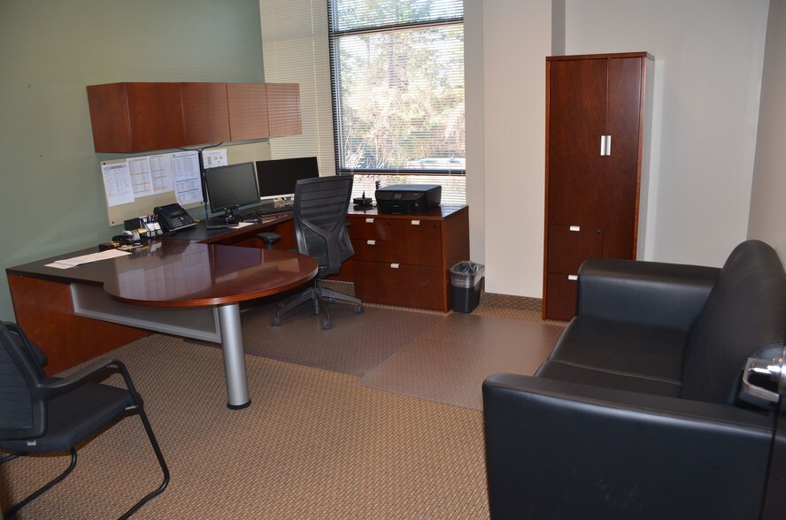 More Photos Of 3150 Rogers Rd, Wake Forest Medical For Sale