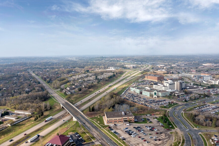 More Photos Of 501 E Nicollet Blvd, Burnsville Medical For Lease
