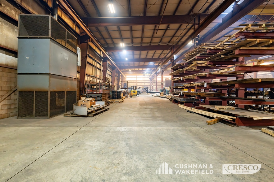 More Photos Of 422 Commerce Dr E, LaGrange Industrial For Sale