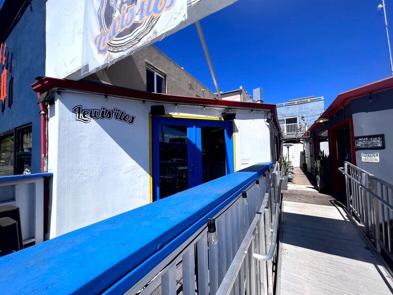 More Photos Of 1146-1148 Garnet Ave, San Diego General Retail For Lease