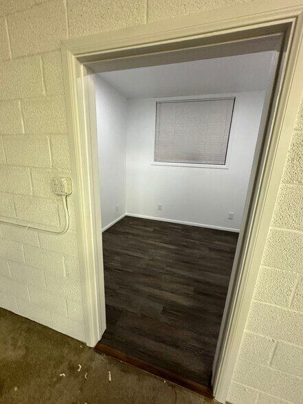 More Photos Of 12408 Carson St, Hawaiian Gardens Industrial For Lease