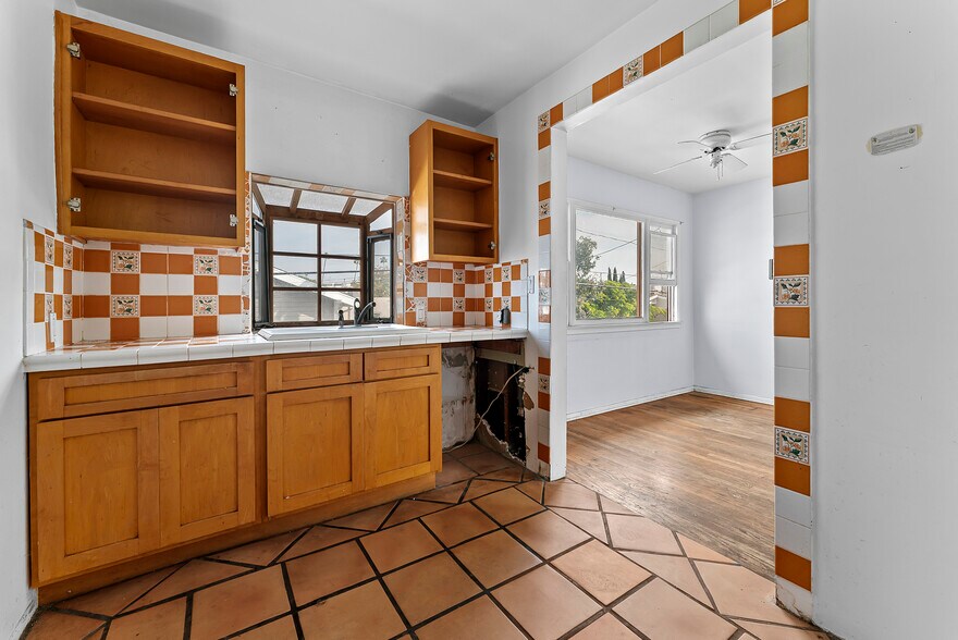 More Photos Of 2511 4th St, Santa Monica Multifamily For Sale