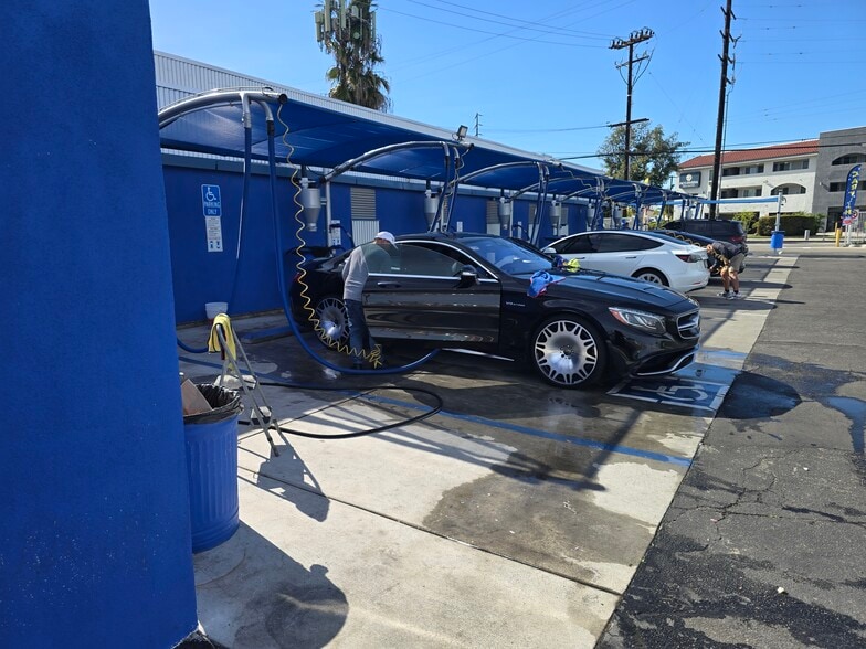 More Photos Of 8529 Rosemead Blvd, Pico Rivera Carwash For Sale