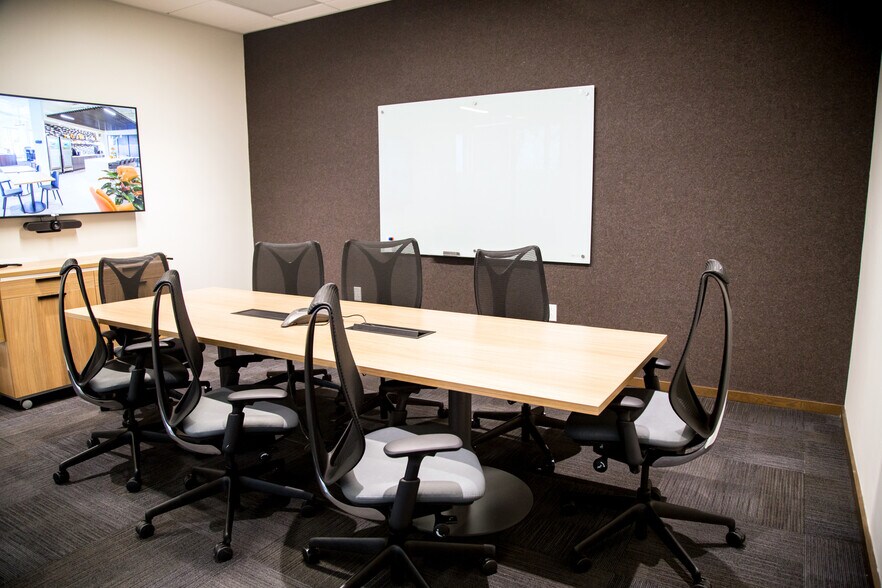 More Photos Of 75 Port City Lndg, Mount Pleasant Office For Lease