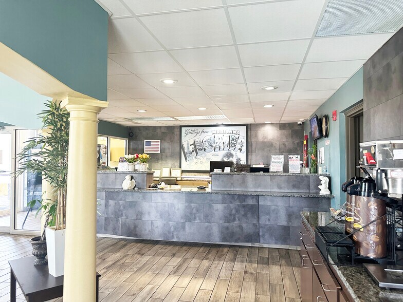 More Photos Of 2226 Highway 71, Marianna Hotel For Sale