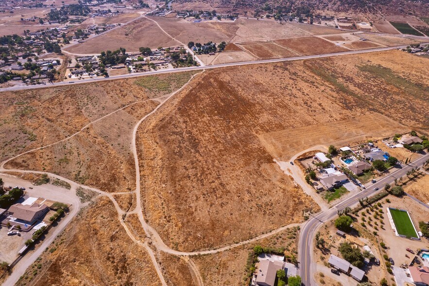More Photos Of 0 Park Blvd, Nuevo Land For Sale