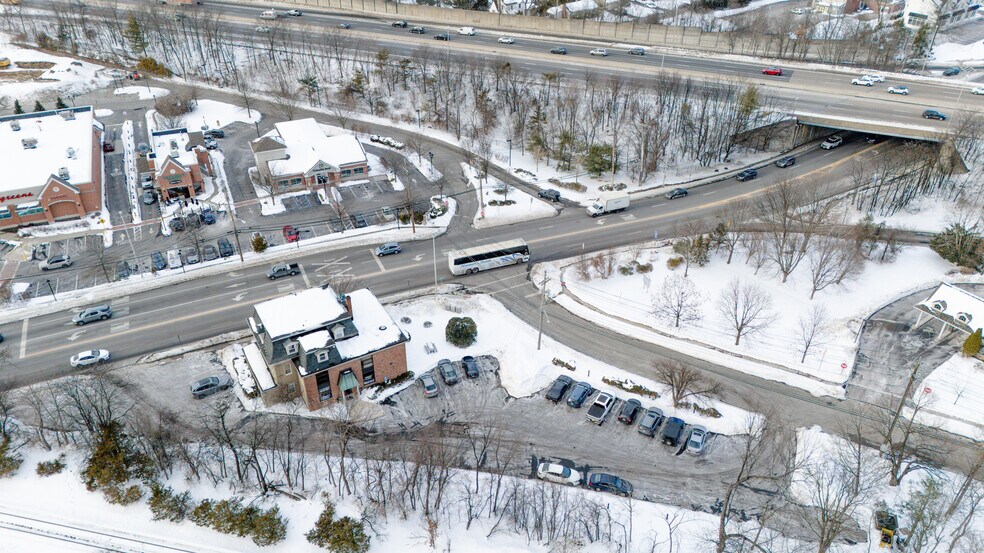 More Photos Of 410 Ramapo Valley Rd, Oakland Office For Lease