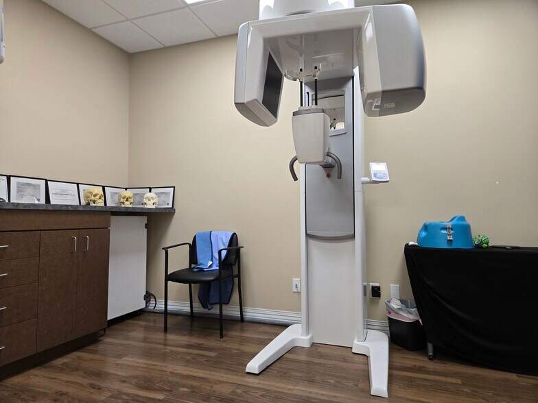 More Photos Of 13555 Automobile Blvd, Clearwater Medical For Lease