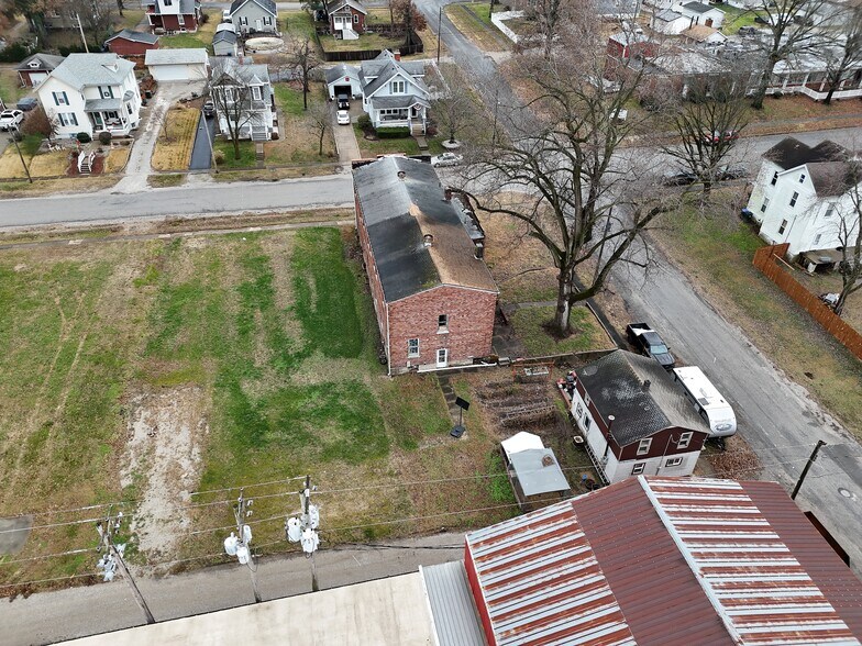 More Photos Of 311 Saint Clair St, New Athens Apartments For Sale