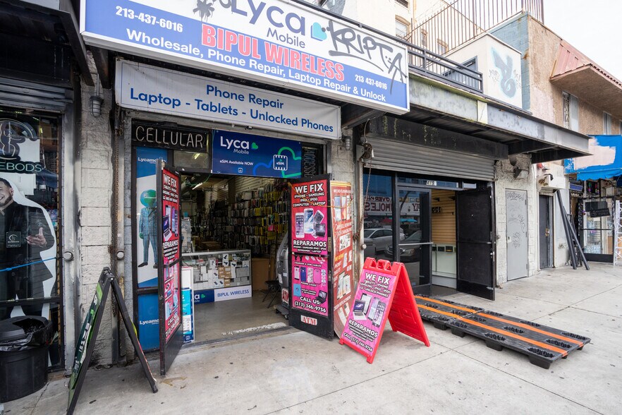 More Photos Of 425 S Los Angeles St, Los Angeles Storefront For Sale