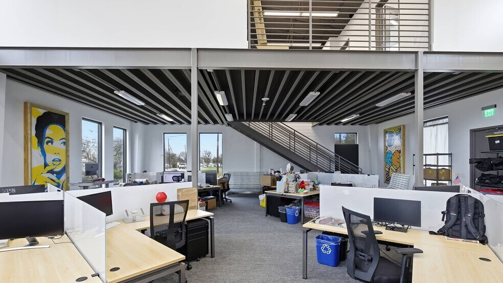 More Photos Of 411 Radam Ln, Austin Office For Lease