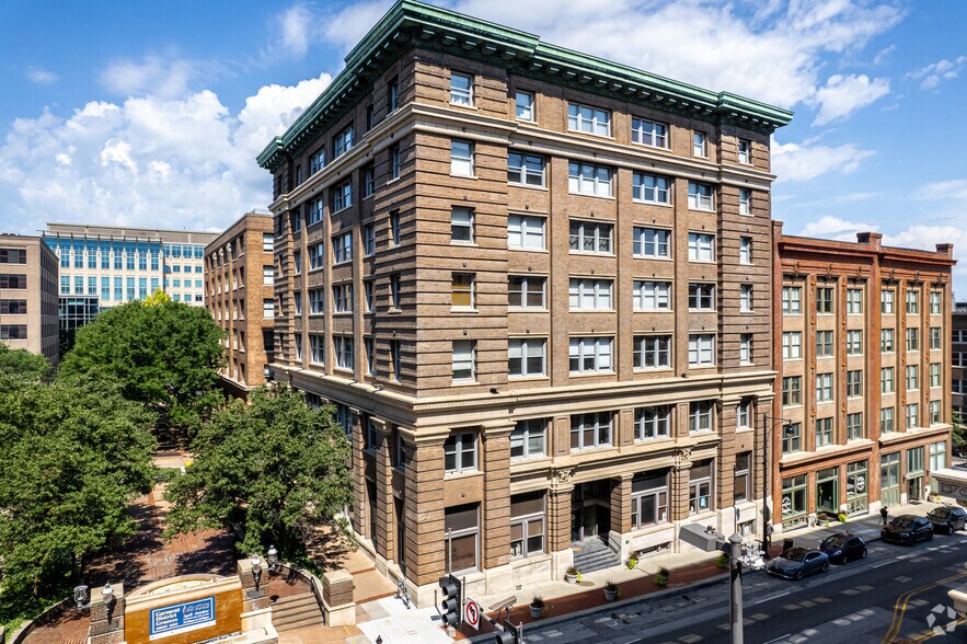 Primary Photo Of 408 W 8th St, Kansas City Office Residential For Sale