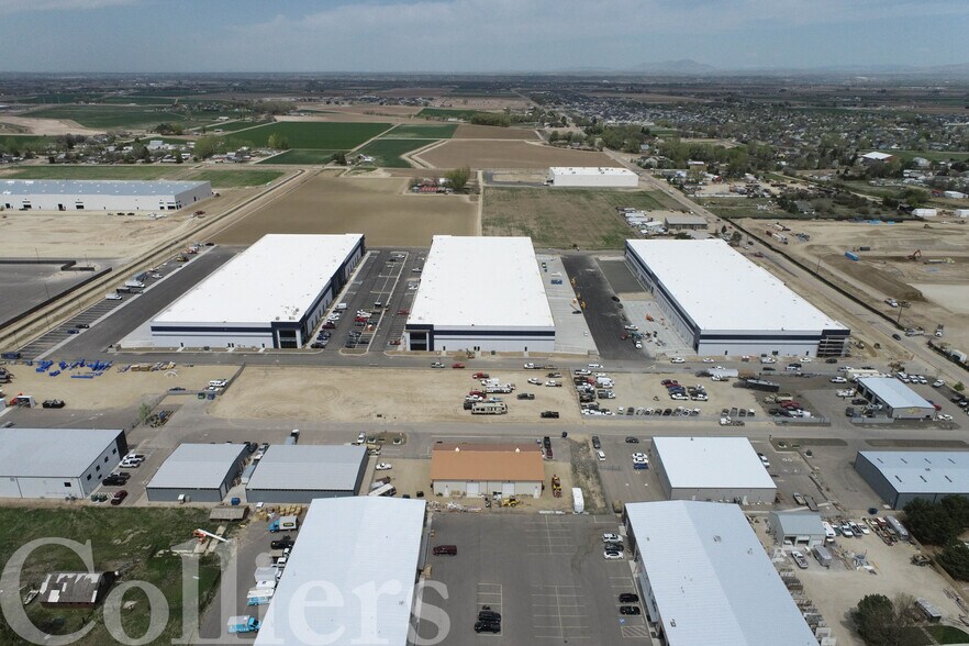 More Photos Of 16685 Madison Rd, Nampa Warehouse For Lease