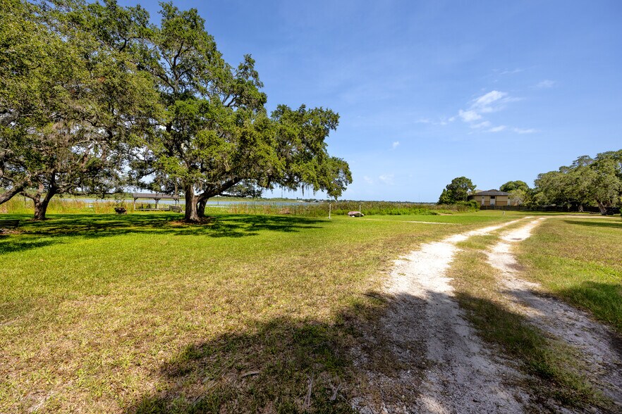 More Photos Of 12330 101st St, Largo Land For Sale