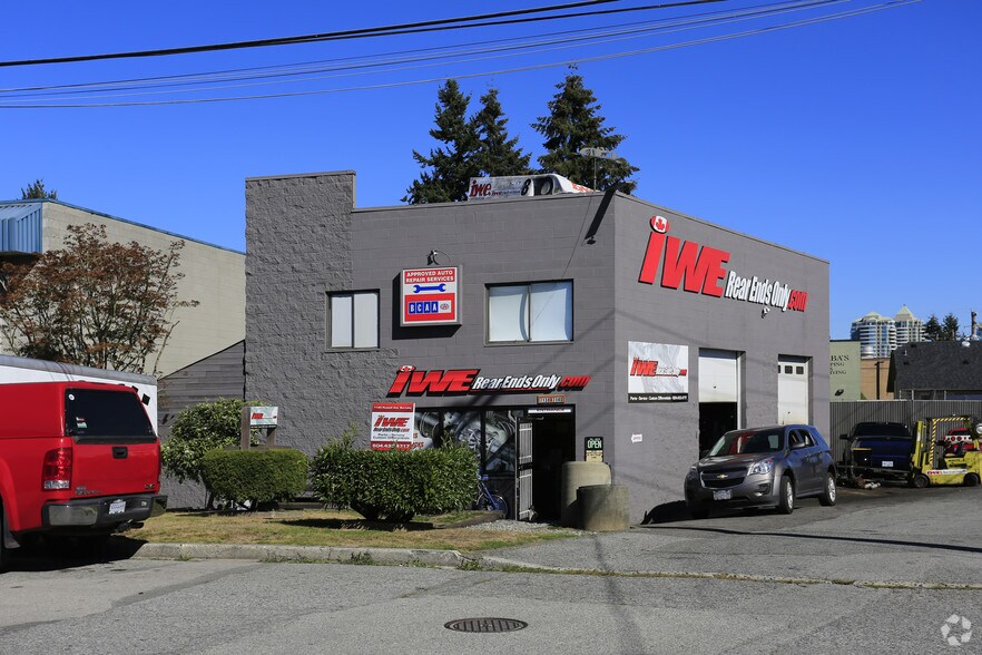 More Photos Of 7140 Russell Av, Burnaby Warehouse For Sale