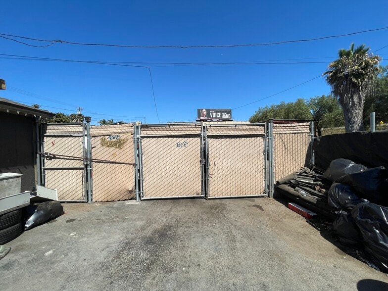 More Photos Of 9143 Campo Rd, Spring Valley Freestanding For Sale