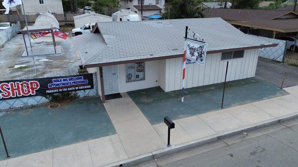 More Photos Of 658 E Main St, San Jacinto Freestanding For Lease