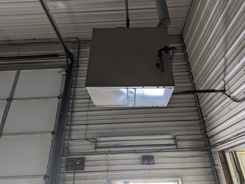 More Photos Of 1576 Ridge Rd, Webster Auto Repair For Sale