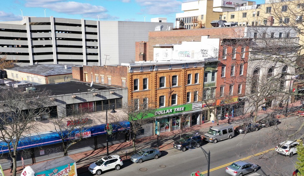 Primary Photo Of 56-64 Broad St, Elizabeth Apartments For Lease