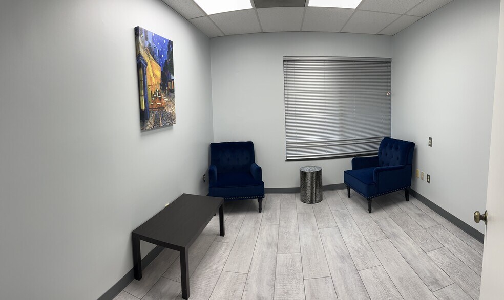 More Photos Of 7960-7990 Old Georgetown Rd, Bethesda Medical For Sale